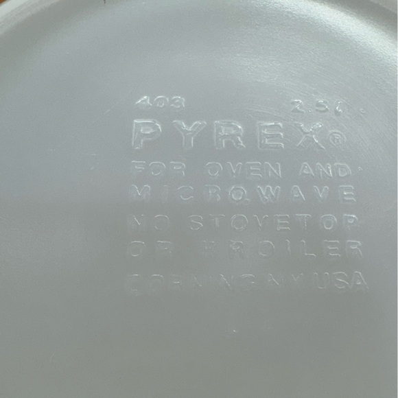 Pyrex Vintage Autumn Harvest wheat pattern orange mixing bowls set of 2 403 401 - Picture 8 of 10